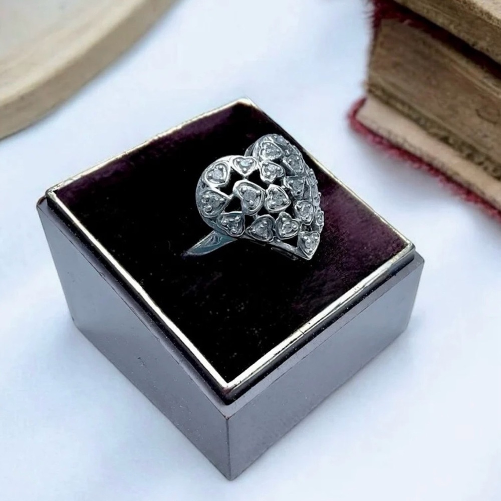 🌺Unique Genuine Diamond & Sterling Heart Ring - Picture 9 of 9